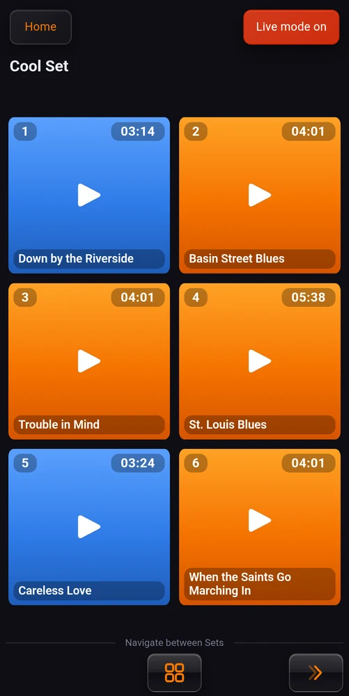 Stage Player in live mode: six large pads, one counting down